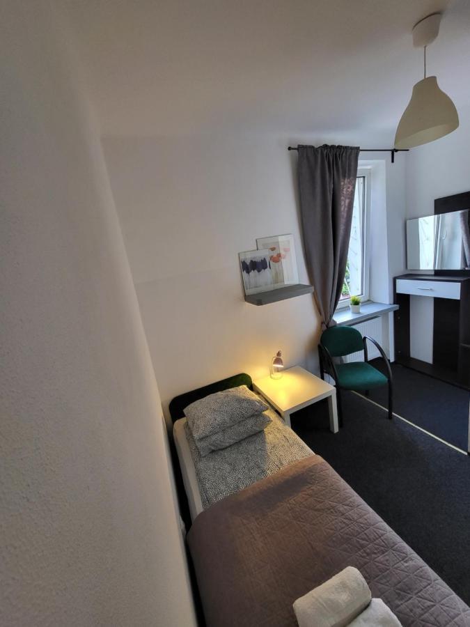Charmed Homestay - Zaczarowany Warszawa Exteriör bild