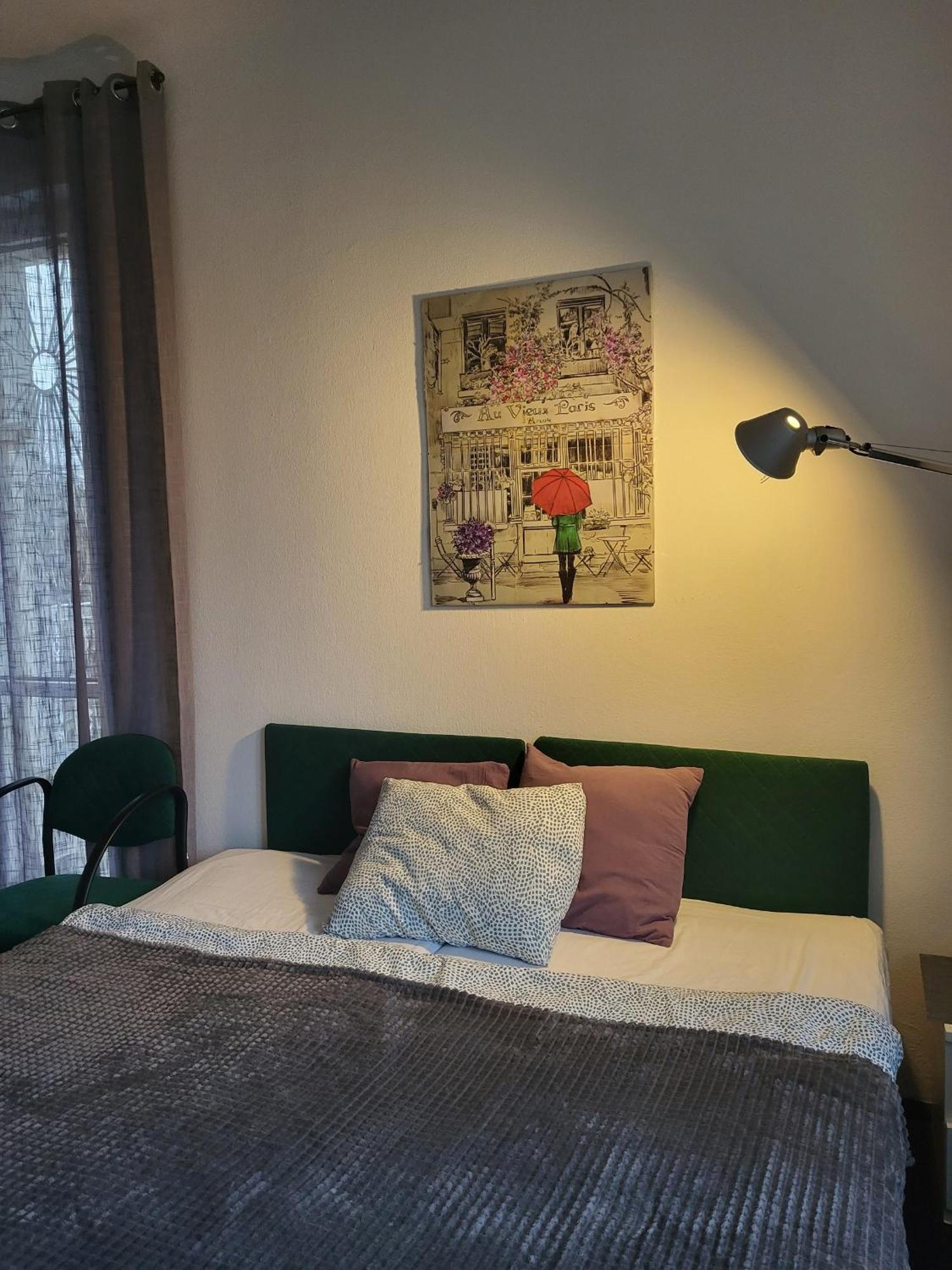 Charmed Homestay - Zaczarowany Warszawa Exteriör bild