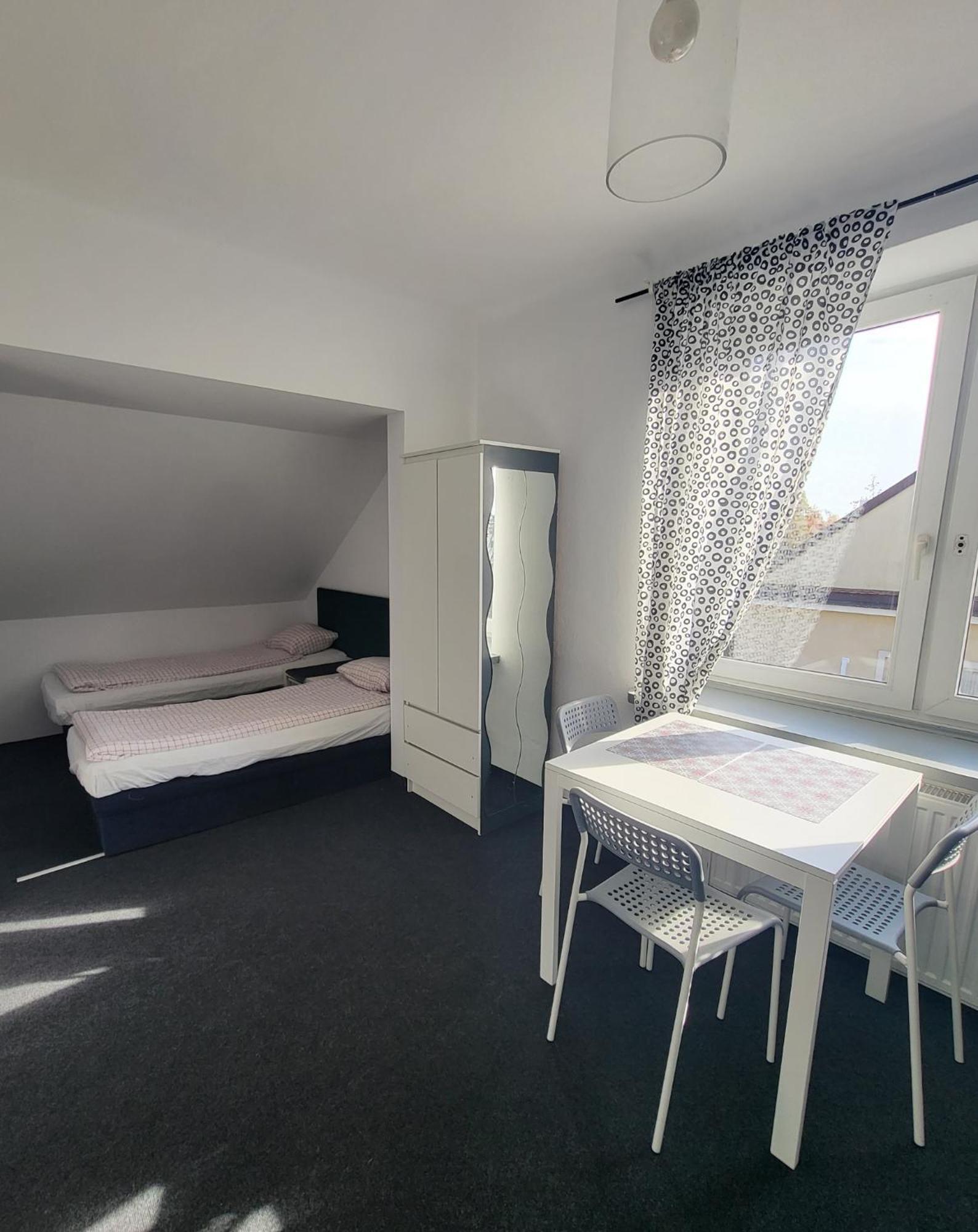 Charmed Homestay - Zaczarowany Warszawa Exteriör bild
